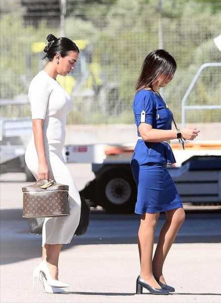 c罗的几任妻子_c罗几个妻子