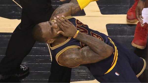 nba假摔_nba假摔视频集锦