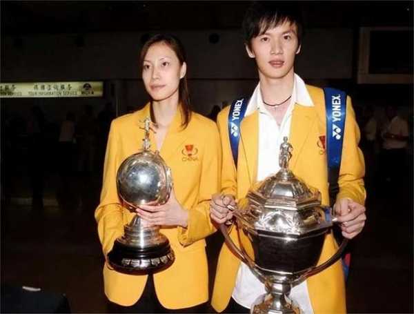 羽毛球鲍春来妻子_鲍春来 羽毛球