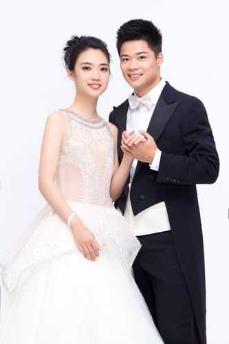 苏炳添妻子林艳芳工作_苏炳添妻子林艳芳从事什么职业
