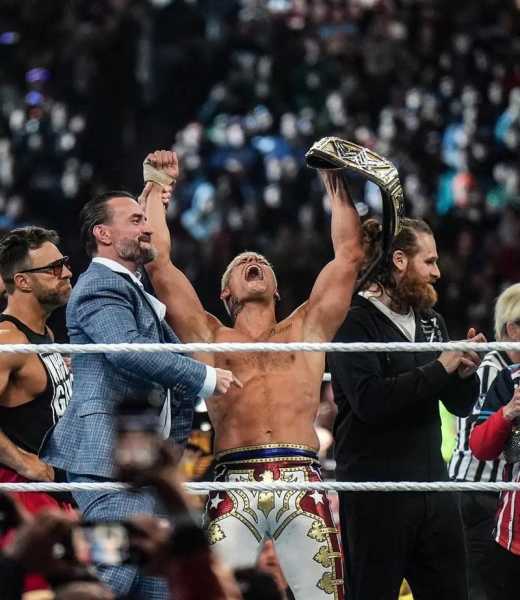 wwe摔角狂热30开场，wwe摔角狂热33免费完整版