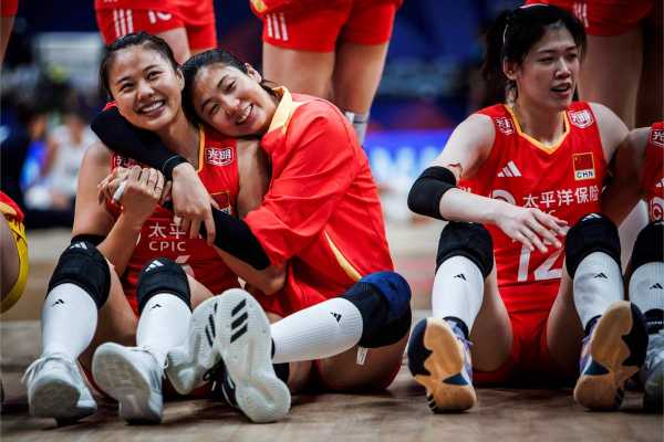 中国女排3 2逆转俄罗斯，中国女排3 2逆转俄罗斯
