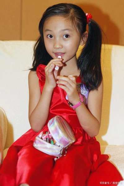 奥运会开幕式2008，奥运会开幕式2008小女孩唱的歌