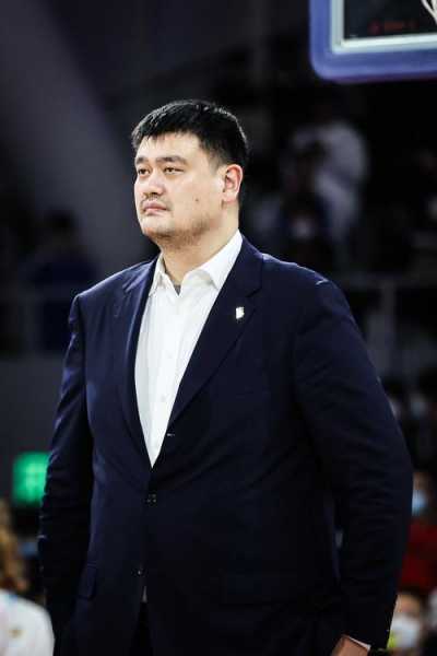 姚明个人资料身高，姚明个人资料身高体重