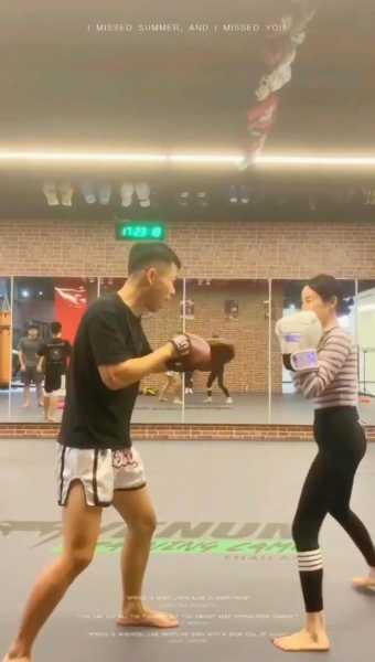 自由搏击视频教学，自由搏击视频教学女生