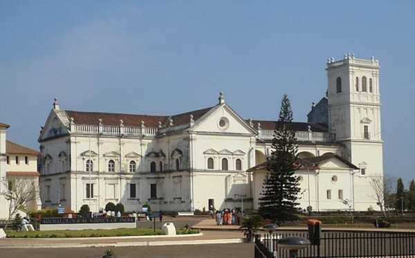 葡萄牙美国国际学校，葡萄牙美术学院