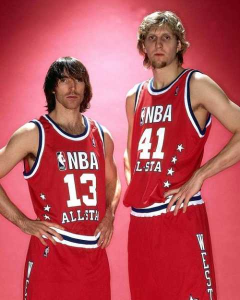 2003nba全明星新秀赛，03年nba全明星赛中文