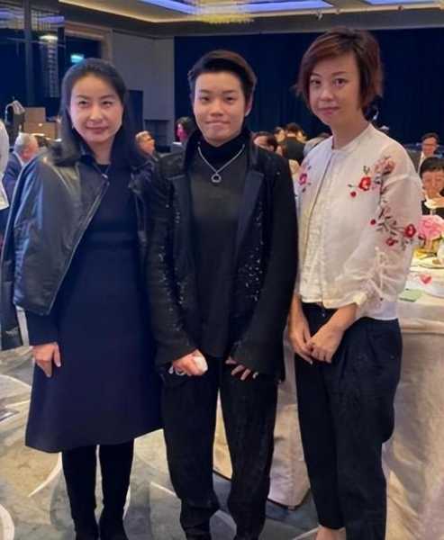 张怡宁的儿子和女儿，张怡宁的儿子和女儿图片