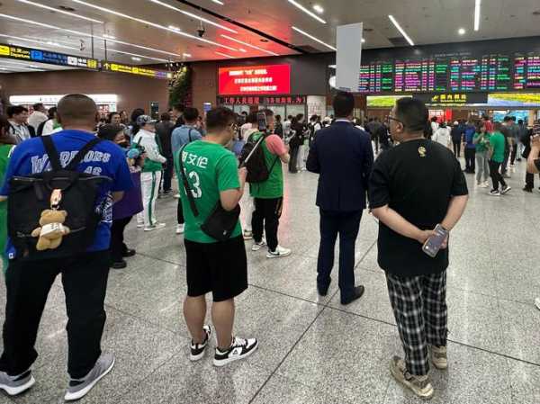 辽宁男篮官方微博，辽宁男篮大外援抵达沈阳
