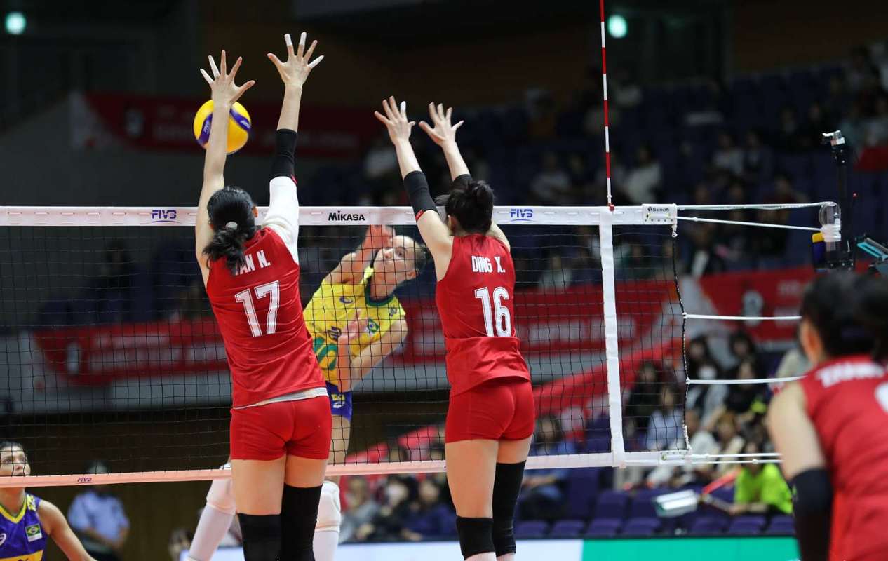 2019中国女排vs巴西回放，2019女排联赛中国对巴西录像