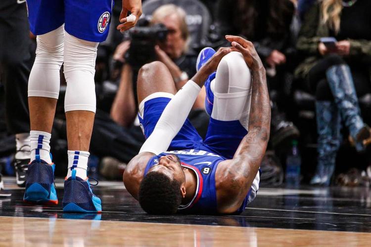 nba保罗乔治断腿，保罗乔治断腿是哪一场比赛