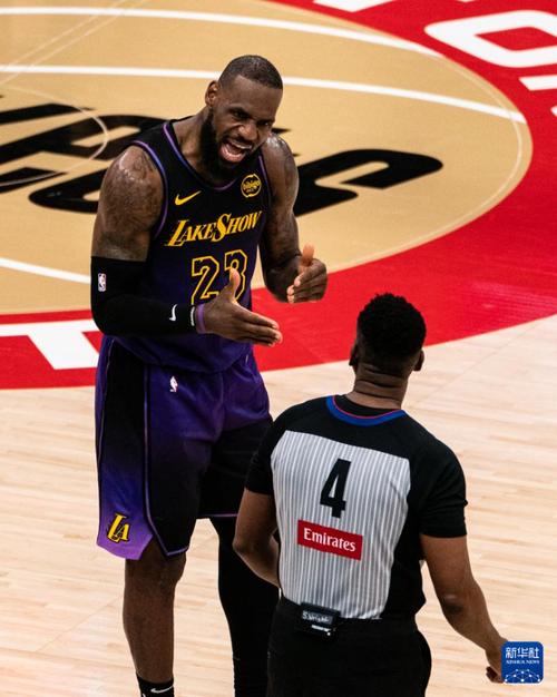 nba半决赛湖人vs火箭，湖人半决赛打火箭