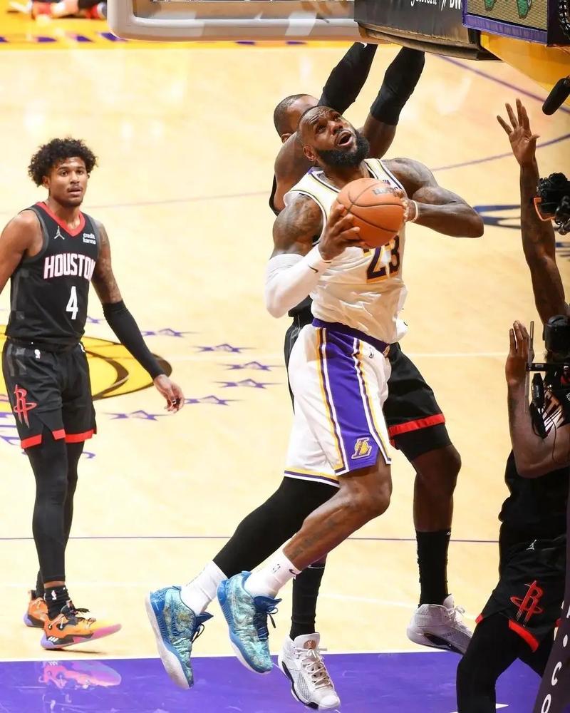 nba湖人对火箭回放，湖人队vs火箭队回放