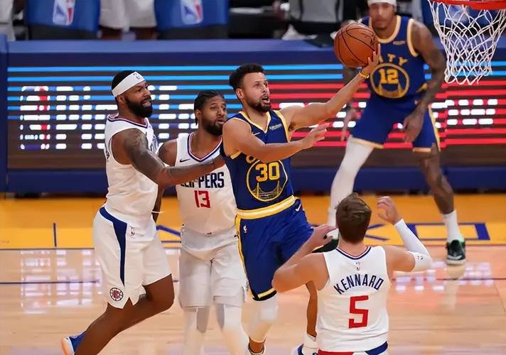 nba球迷网在线观看jrs，nba在线 球迷网