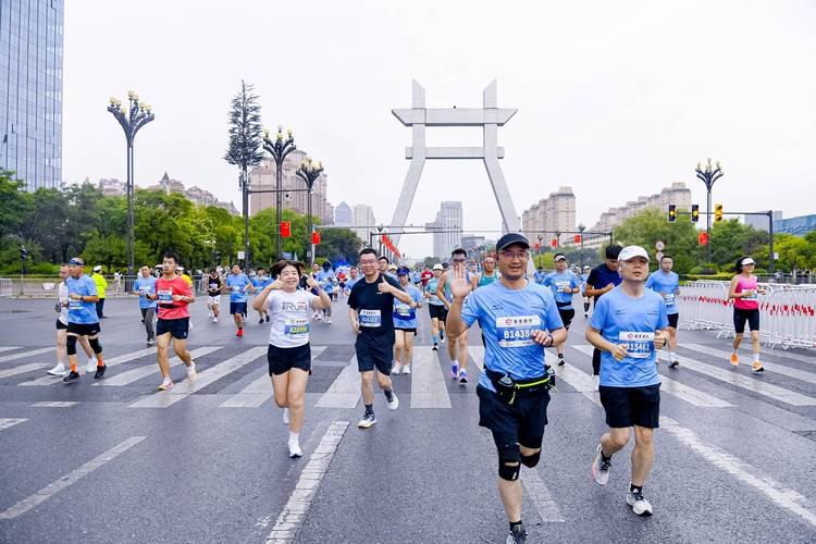 中国四大马拉松是哪四个，中国五大马拉松