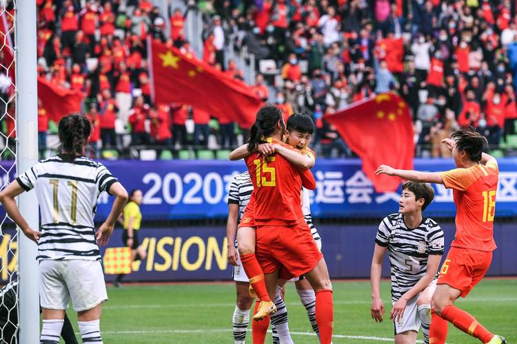 中国女足世界排名最高的是多少，中国女足世界排名第一