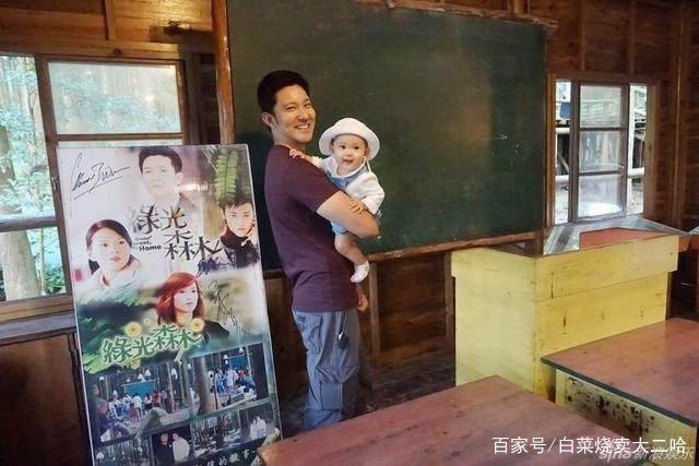 李威廉，立威廉李乐诗结婚照