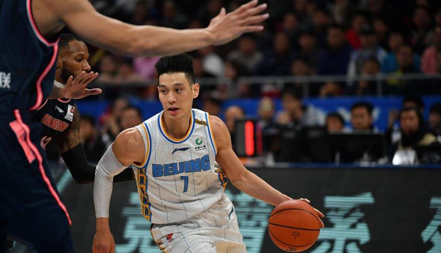 林书豪李群篮球俱乐部在哪儿，篮球队林书豪