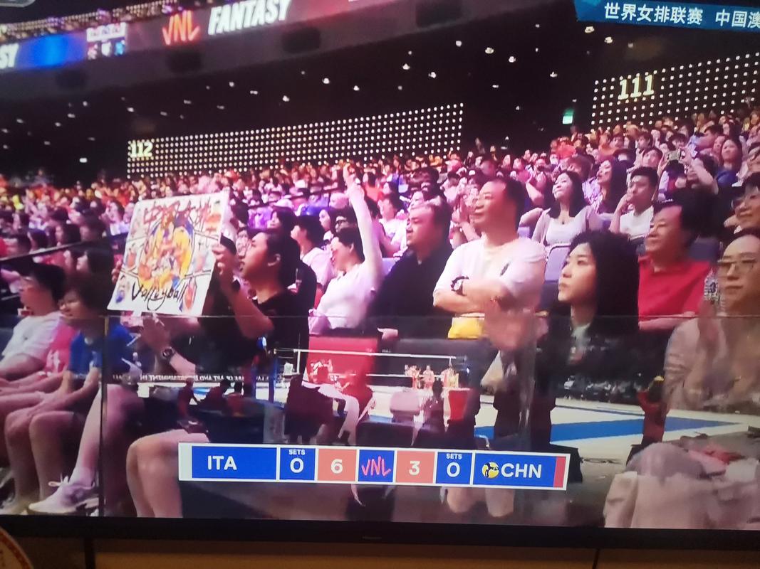 直播 中国女排vs意大利女排，现场直播中国女排对意大利比赛视频