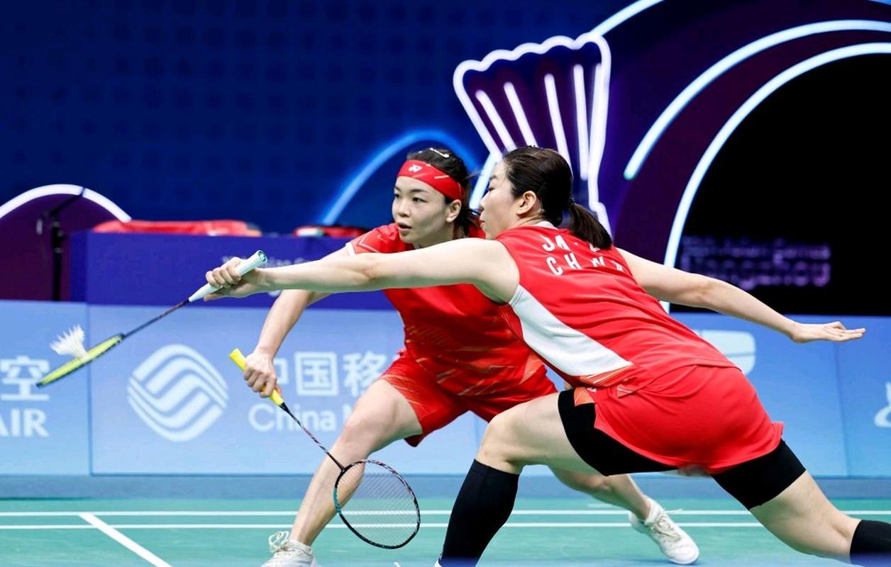 羽毛球女子双打决赛视频，羽毛球女子双打比赛视频2019