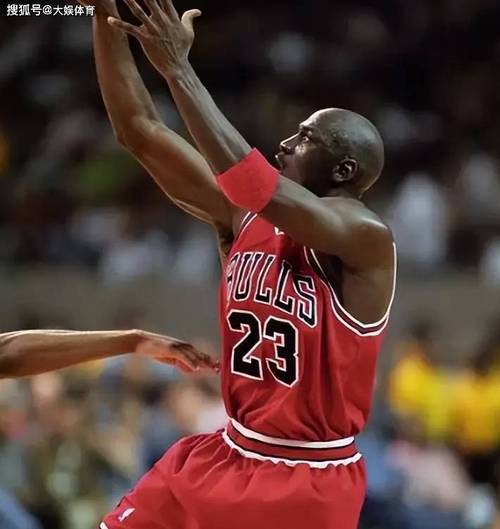 艾弗森退役图片，nba艾弗森退役视频