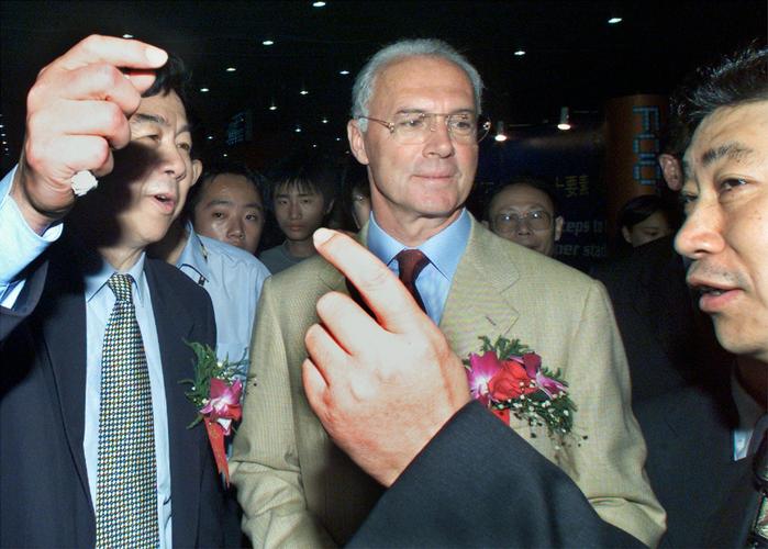 鲁梅尼格和贝肯鲍尔，鲁梅尼格和贝肯鲍尔做队友